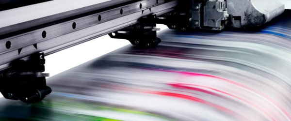Uma gráfica offset não consegue atender pequenas tiragens de impressão. E é por isso que as impressoras digitais têm se tornado uma aliada, complementando o serviço oferecido. Clique para saber mais!